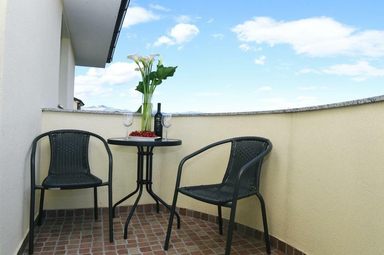 Apartments Trampi Marinici  Екстериор снимка
